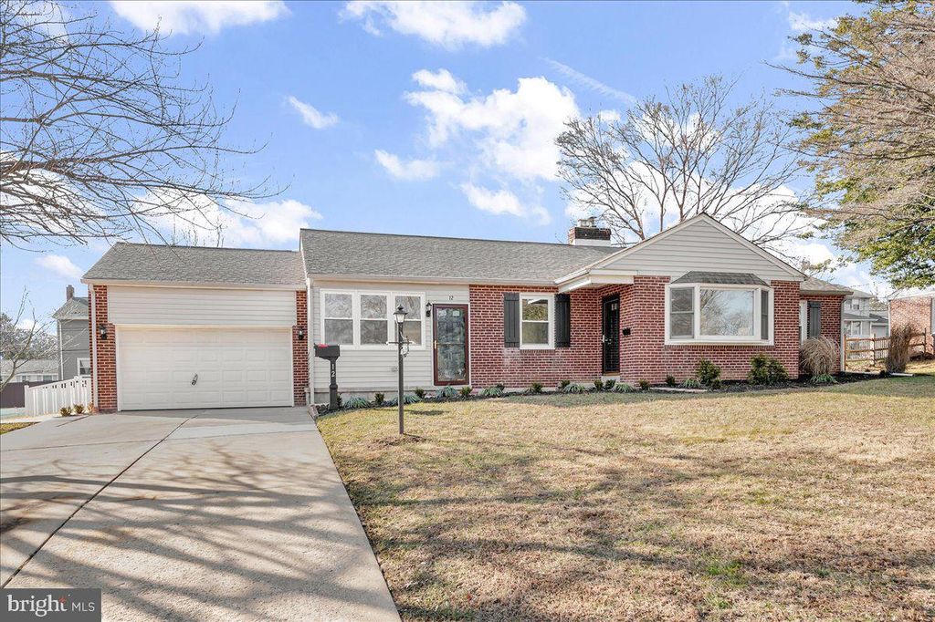 12 W DALE RD, Wilmington, DE 19810