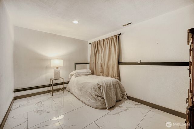 1901 Comet Court, Milton, WA 98354