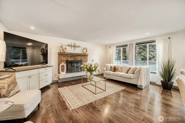 1901 Comet Court, Milton, WA 98354