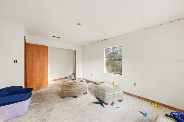 12305 N 53RD STREET, Temple Terrace, FL 33617