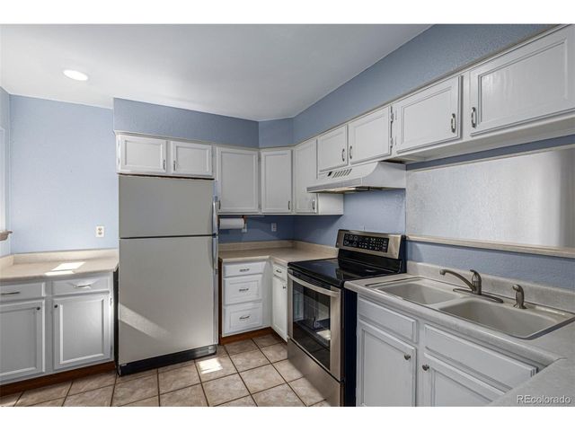 6170 Habitat Dr, Boulder, CO 80301