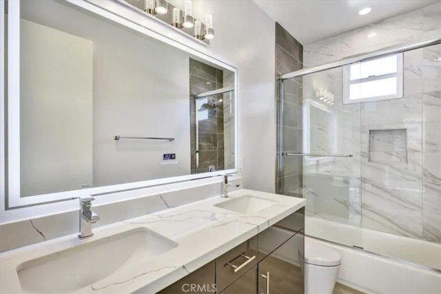 1908 Perry Avenue B, Redondo Beach, CA 90278