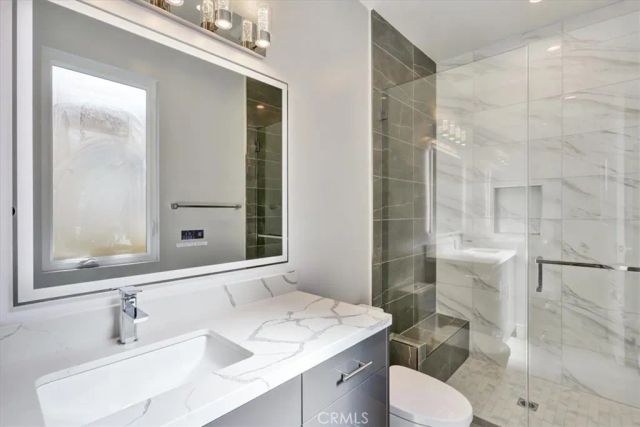 1908 Perry Avenue B, Redondo Beach, CA 90278