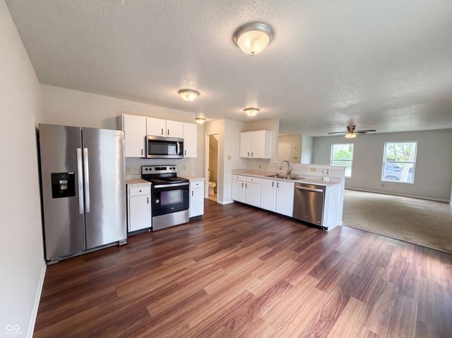 925 Harbon Drive, Franklin, IN 46131