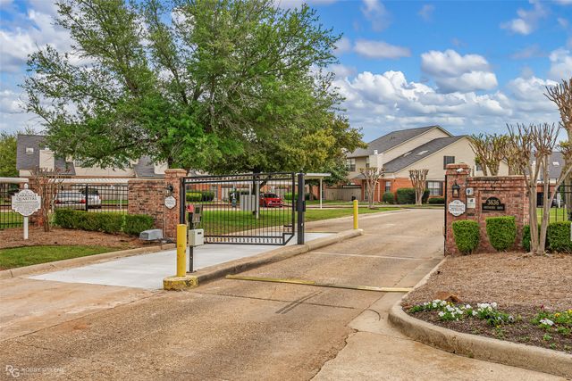3636 Greenacres Place Drive 109, Bossier City, LA 71111