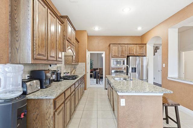 2624 Deer Hollow Drive, Little Elm, TX 75068