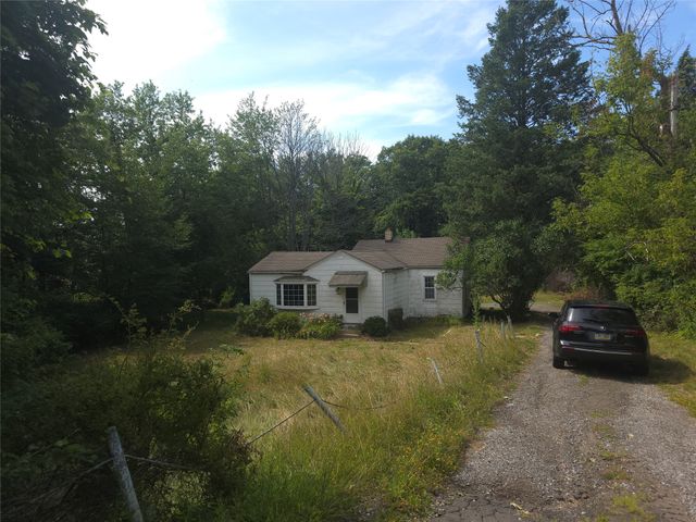 3322 W 38TH Street, Erie, PA 16506