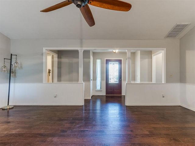 1508 NE 2nd Street, Moore, OK 73160