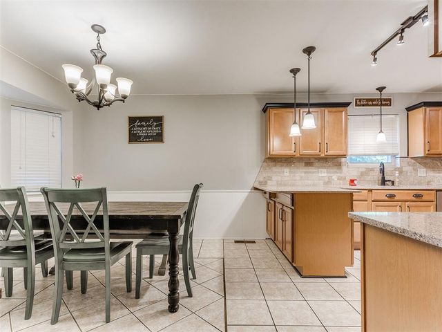 1508 NE 2nd Street, Moore, OK 73160