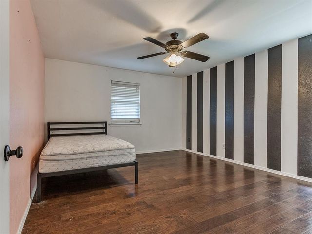 1508 NE 2nd Street, Moore, OK 73160