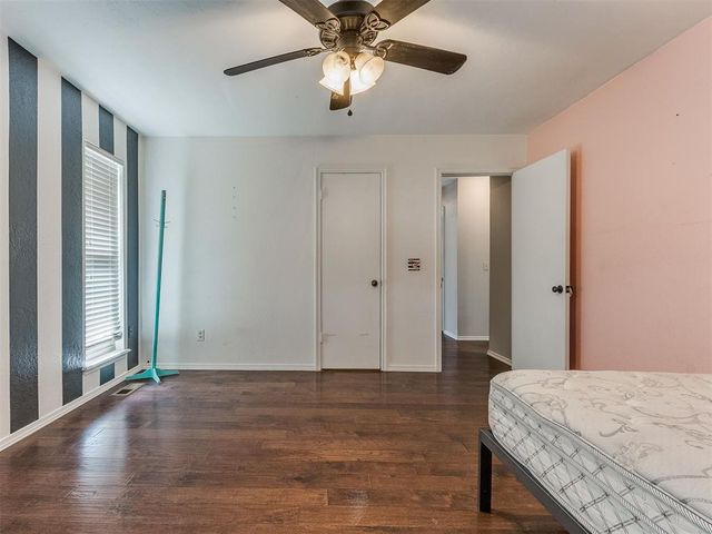 1508 NE 2nd Street, Moore, OK 73160