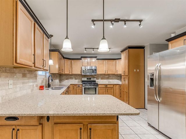 1508 NE 2nd Street, Moore, OK 73160
