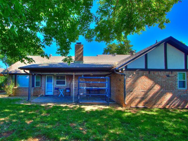 1508 NE 2nd Street, Moore, OK 73160