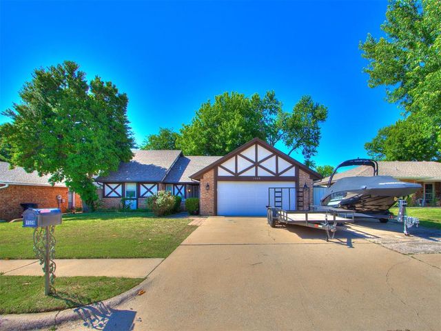 1508 NE 2nd Street, Moore, OK 73160