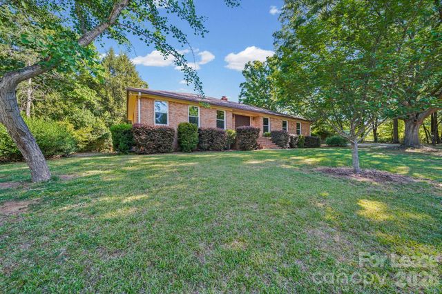 16301 Capps Road, Charlotte, NC 28278