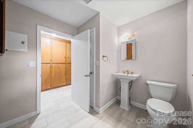 16301 Capps Road, Charlotte, NC 28278