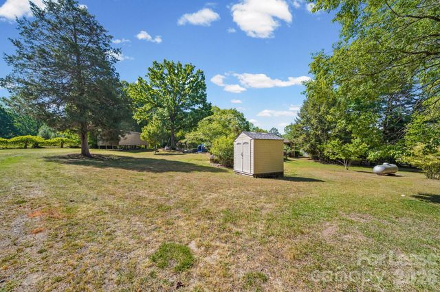 16301 Capps Road, Charlotte, NC 28278