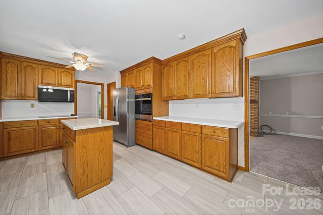 16301 Capps Road, Charlotte, NC 28278