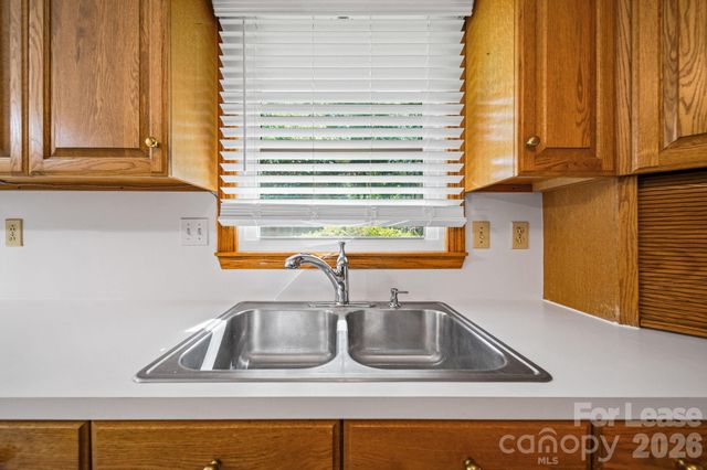 16301 Capps Road, Charlotte, NC 28278