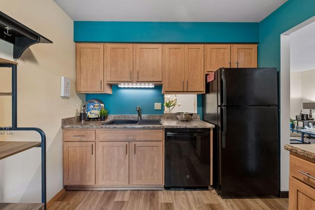 318 E 44th Street, Minneapolis, MN 55409