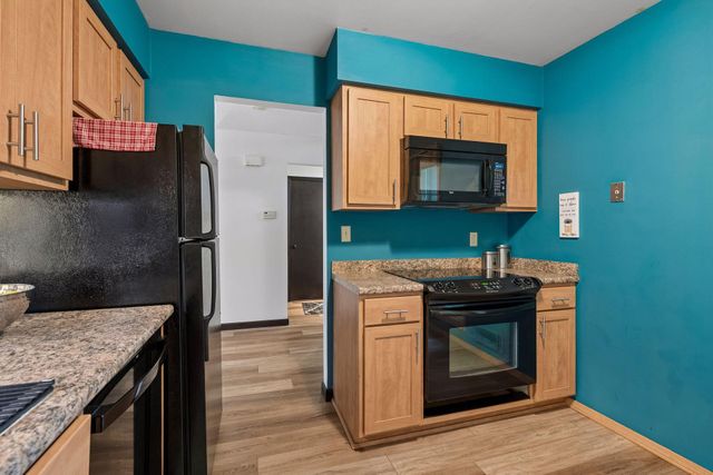 318 E 44th Street, Minneapolis, MN 55409