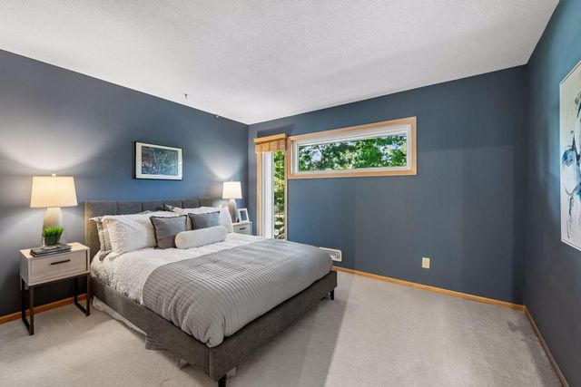 318 E 44th Street, Minneapolis, MN 55409