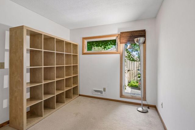 318 E 44th Street, Minneapolis, MN 55409