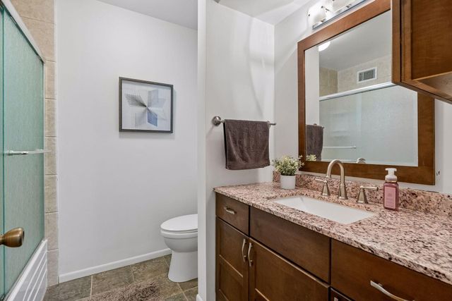 318 E 44th Street, Minneapolis, MN 55409
