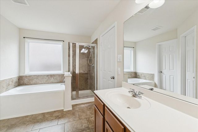 8211 Pastel Dawn Trace, Houston, TX 77049