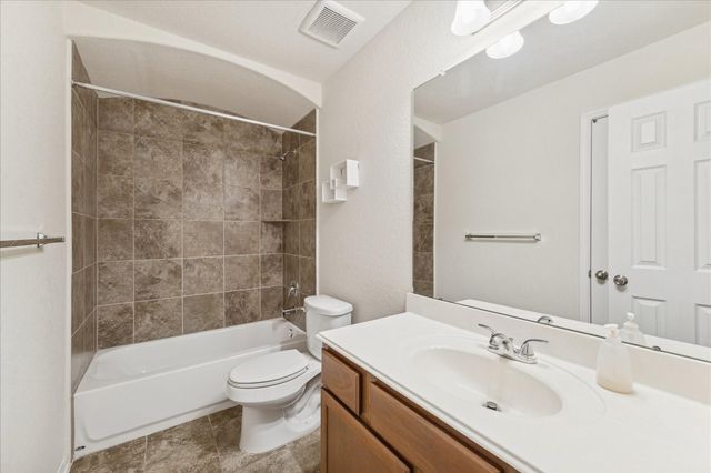 8211 Pastel Dawn Trace, Houston, TX 77049