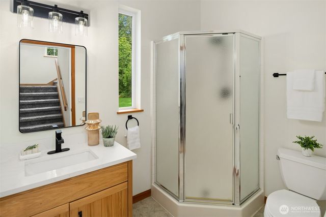 23318 264th Avenue SE, Maple Valley, WA 98038