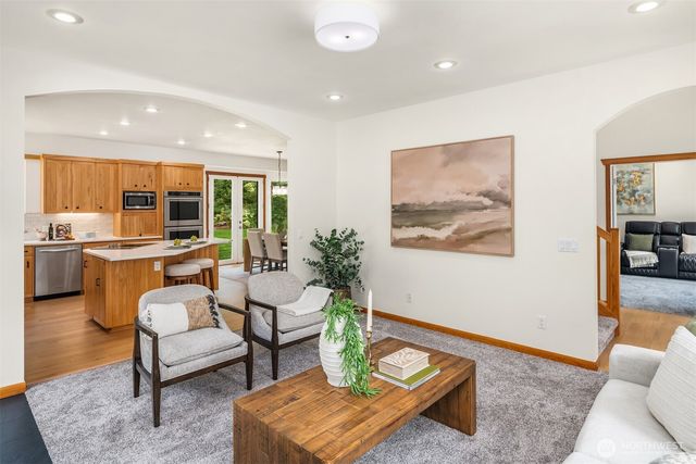 23318 264th Avenue SE, Maple Valley, WA 98038