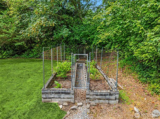 23318 264th Avenue SE, Maple Valley, WA 98038
