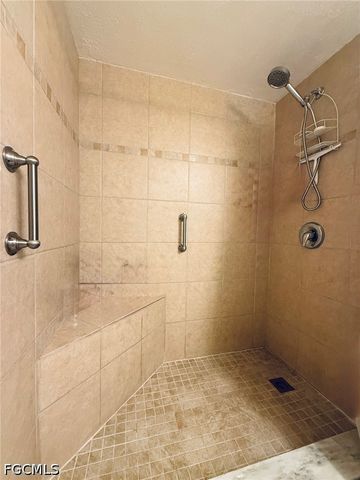 1580 Pine Valley DR 404, Fort Myers, FL 33907