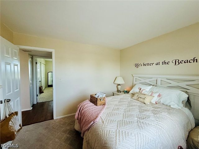 1580 Pine Valley DR 404, Fort Myers, FL 33907