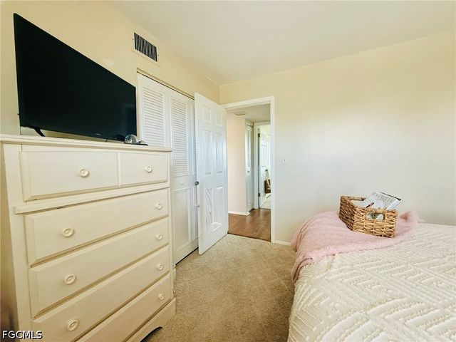 1580 Pine Valley DR 404, Fort Myers, FL 33907