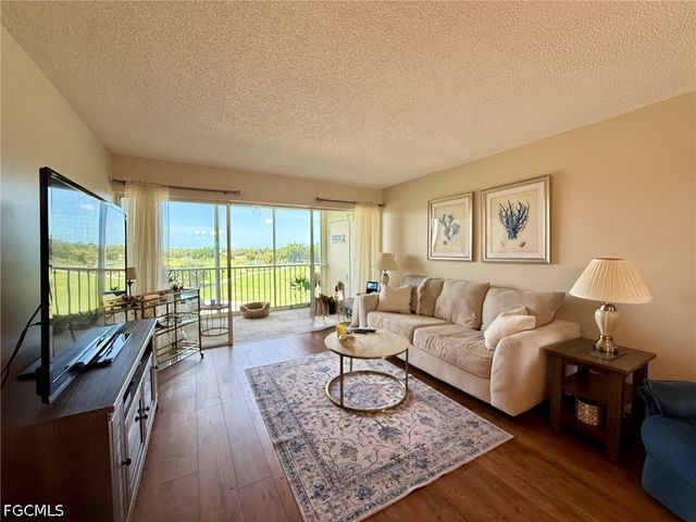 1580 Pine Valley DR 404, Fort Myers, FL 33907