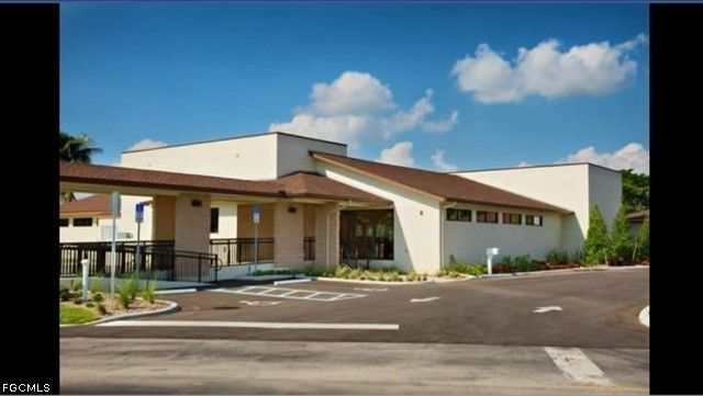 1580 Pine Valley DR 404, Fort Myers, FL 33907