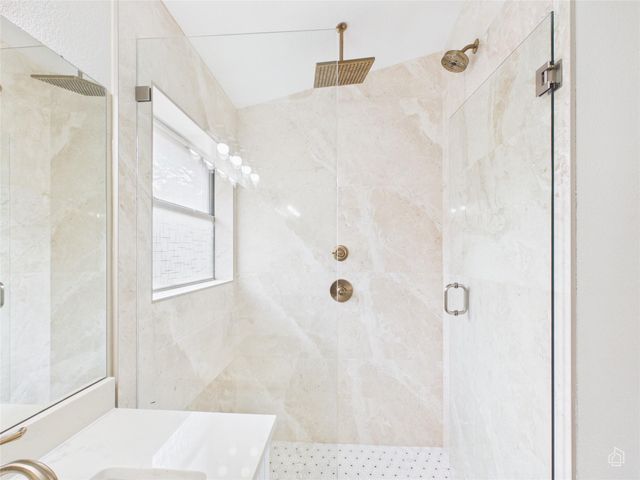 7400 Crepe Myrtle DR, Austin, TX 78744