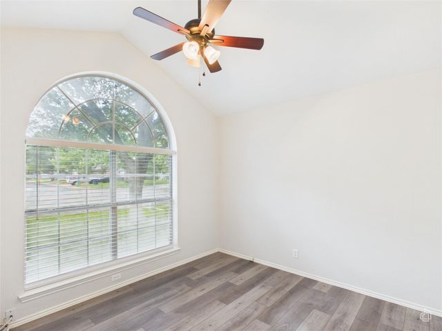 7400 Crepe Myrtle DR, Austin, TX 78744