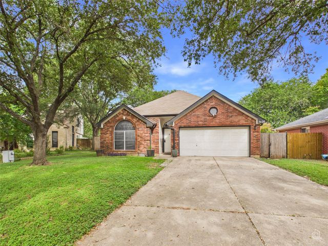 7400 Crepe Myrtle DR, Austin, TX 78744