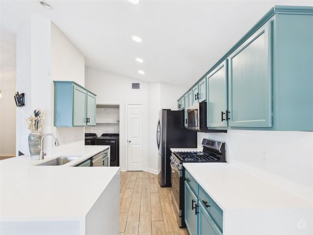 7400 Crepe Myrtle DR, Austin, TX 78744