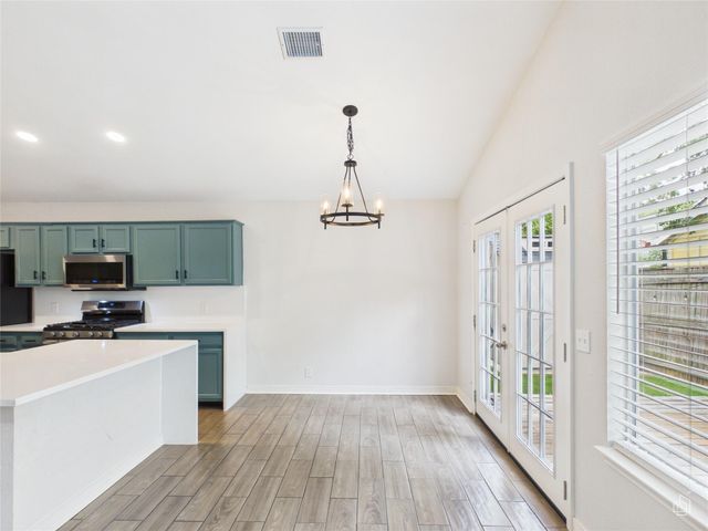 7400 Crepe Myrtle DR, Austin, TX 78744