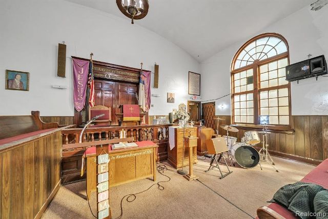 3768 Field Street, Detroit, MI 48214