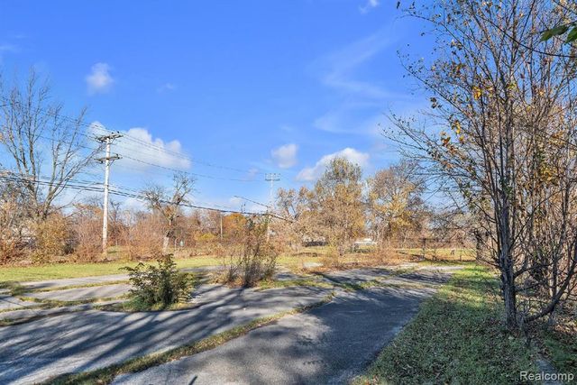 3768 Field Street, Detroit, MI 48214