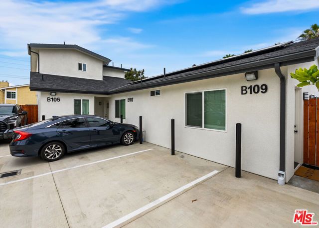 758 W 20th Street, Costa Mesa, CA 92627
