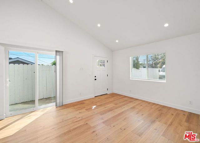 758 W 20th Street, Costa Mesa, CA 92627