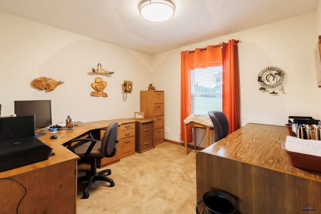 23033 HISEGA RD, Rapid City, SD 57702
