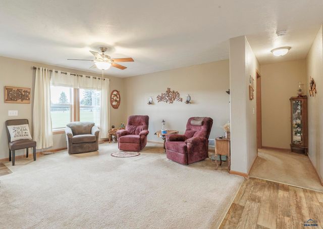 23033 HISEGA RD, Rapid City, SD 57702