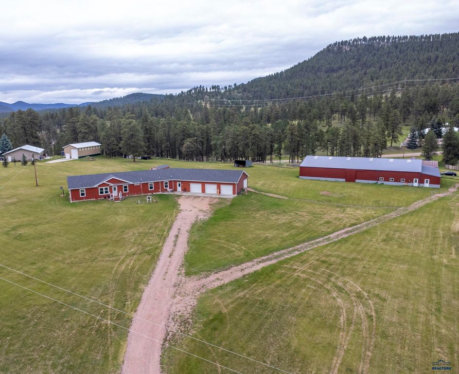 23033 HISEGA RD, Rapid City, SD 57702